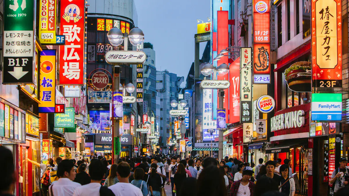Travel to Japan from Colombia: requirements and budget
